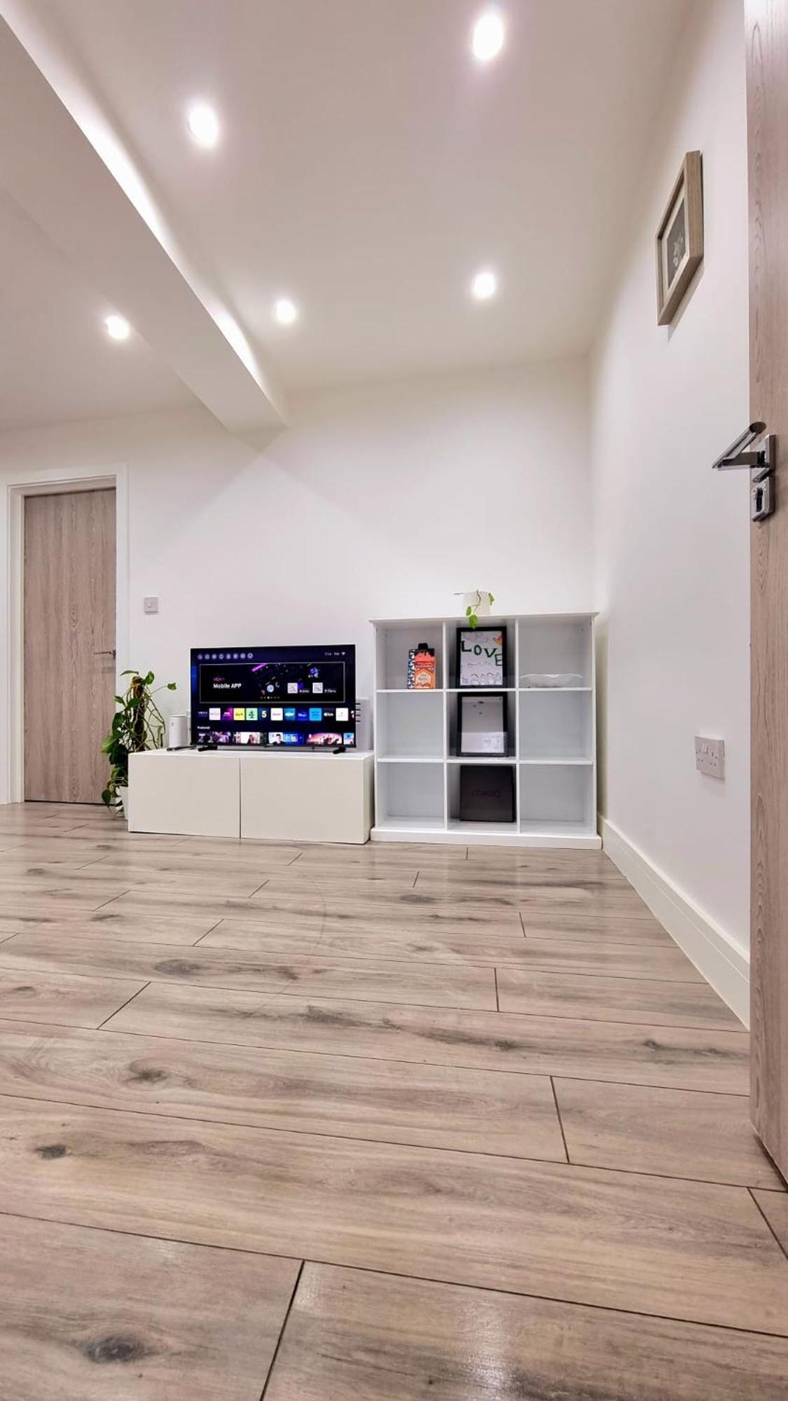 Brand New Flat Close To Turnpike Lane Tube Station London Exterior photo
